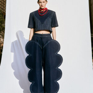 Jeansy z przeszyciami