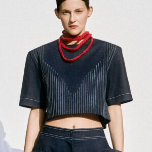 Denimowa bluzka z przeszyciami